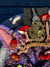 Load image into Gallery viewer, Cheshire Cat, Wonderland