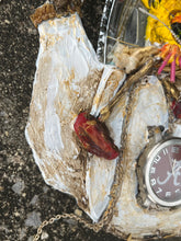 Load image into Gallery viewer, The Dor Mouse, Wonderland
