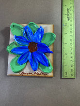 Load image into Gallery viewer, Blue flowers
